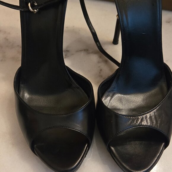 Gucci Black Leather Ankle Strap Stiletto Heels - Picture 12 of 12